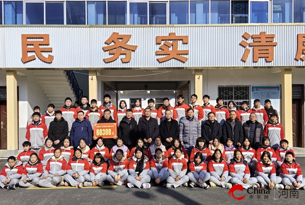 ​心系桑梓叙乡情 凝心聚智促发展——西平县权寨镇扎实开展“迎老乡、回故乡、建家乡”行动