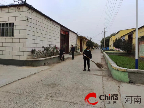 每日精选：驻马店开发区开源办事处南魏庄村开展人居环境整治活动